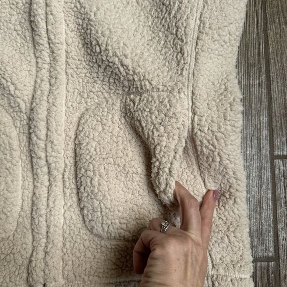 Life Is Good Womens Cozy Sherpa Vest Zip Up M Chore Pockets Off White Fitted - Picture 7 of 7